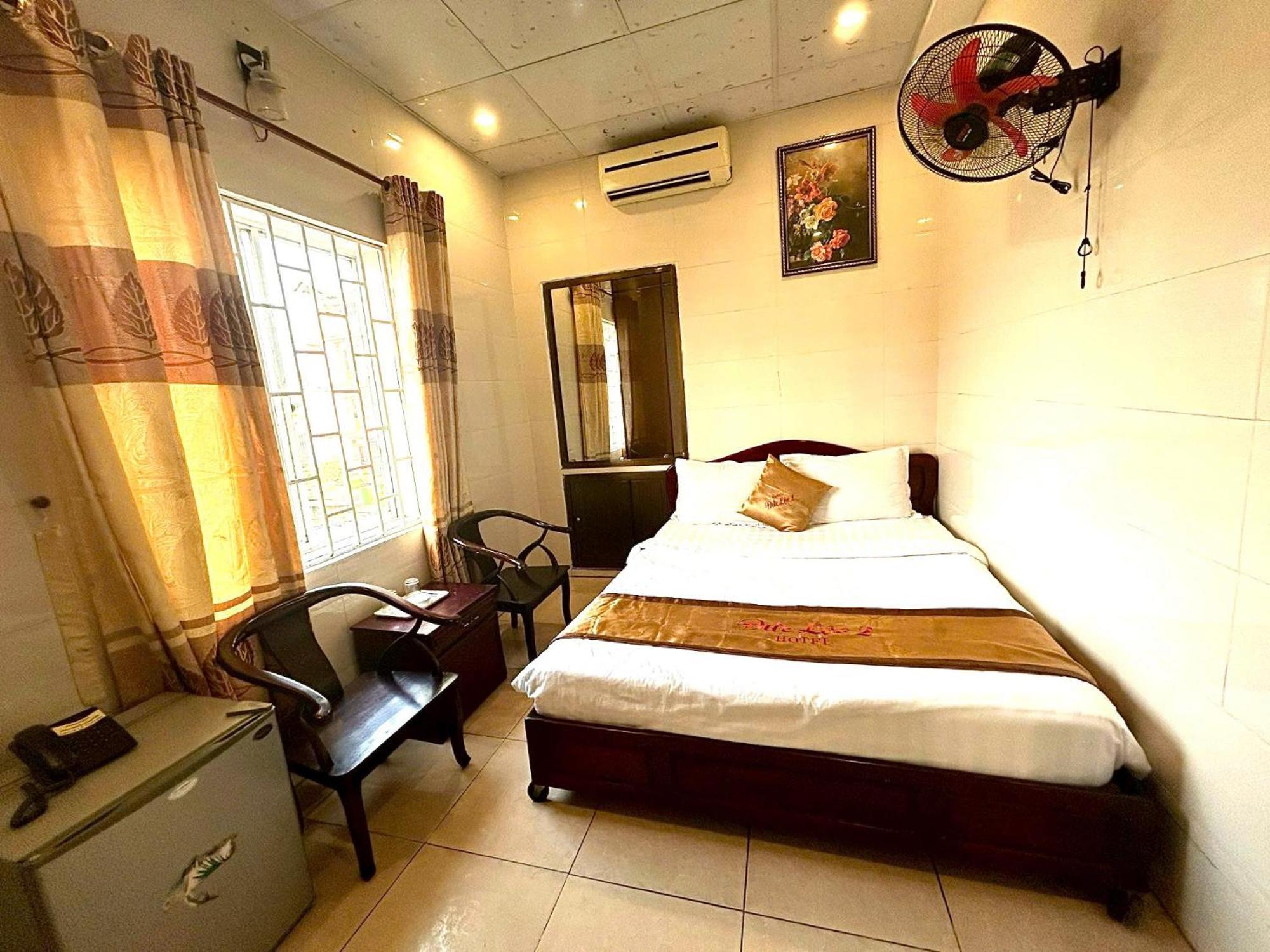 Duc Loc 2 Hotel Hue Exterior photo